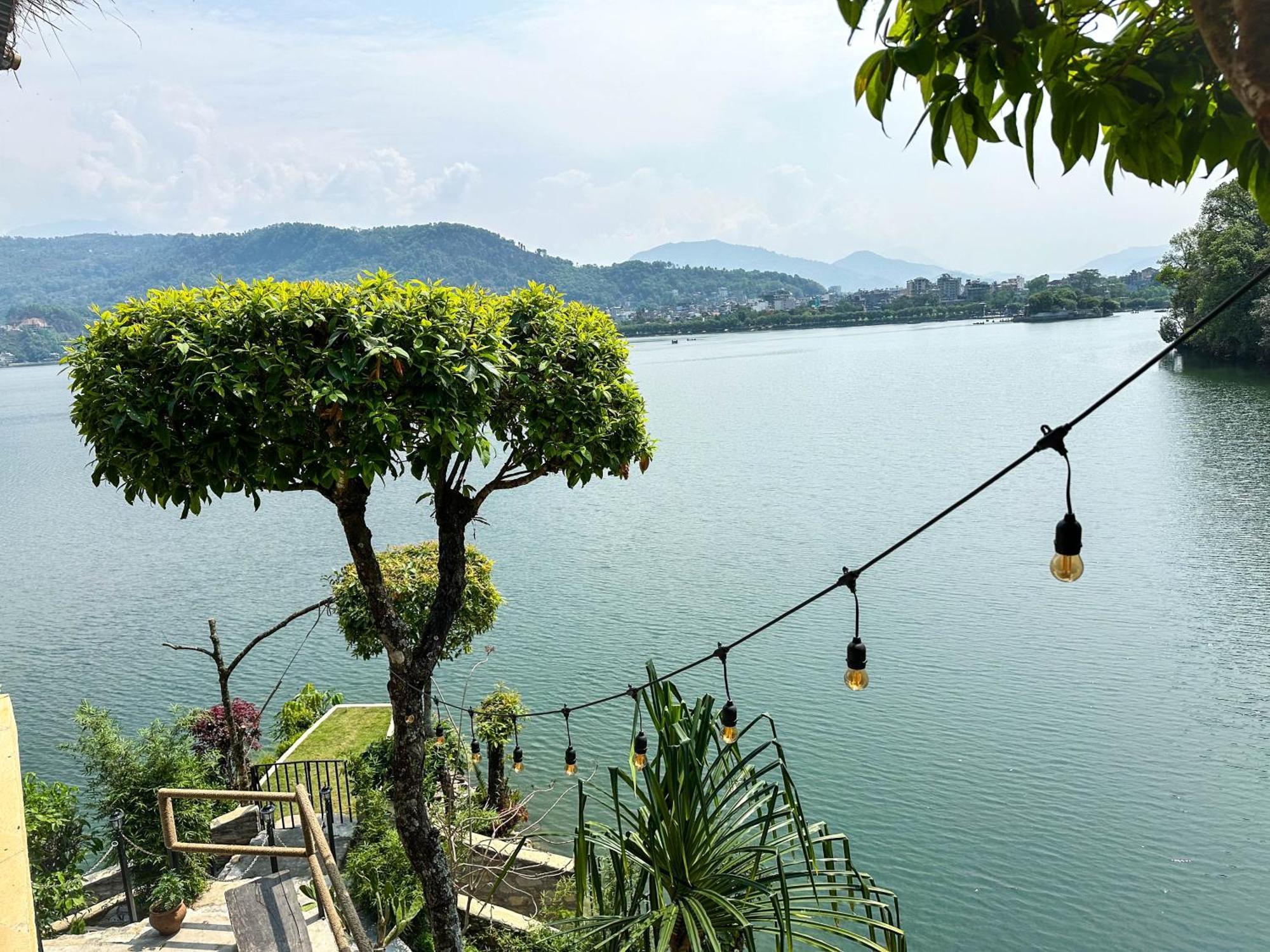 The Hideout Villa Pokhara Exteriör bild