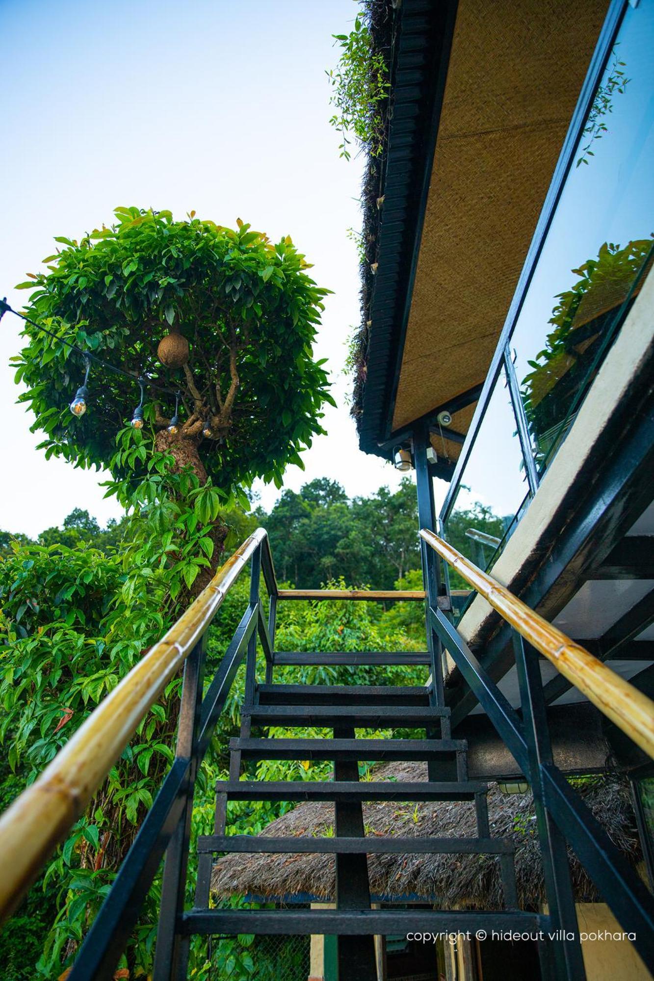 The Hideout Villa Pokhara Exteriör bild